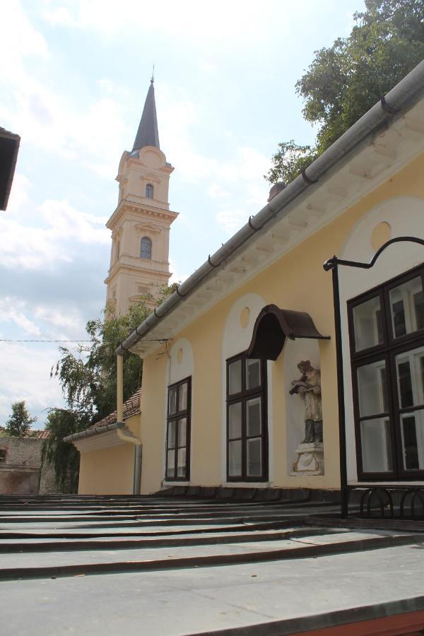 Zwinger Apartman Sopron Zewnętrze zdjęcie